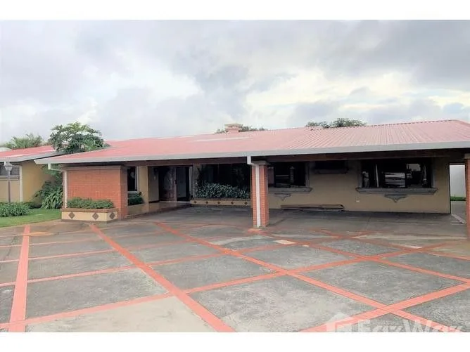 4 Bedroom House for Sale in Goicoechea, San Jose for $375,000