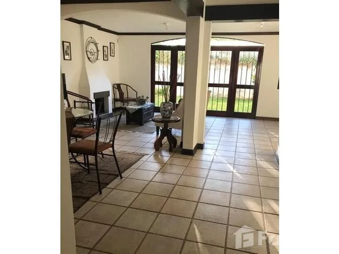 4 Bedroom House for Sale in Curridabat, San Jose for $250,000