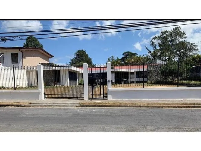 5 Bedroom House for Sale in La Union, Cartago for $560,000