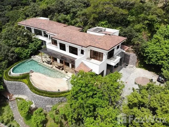 5 Bedroom House for Sale at Santa Ana for $2,900,000