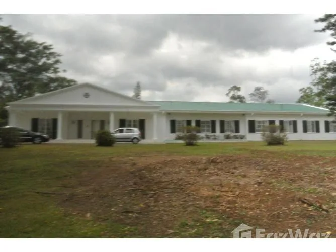 4 Bedroom House for Sale in La Union, Cartago for $5,000