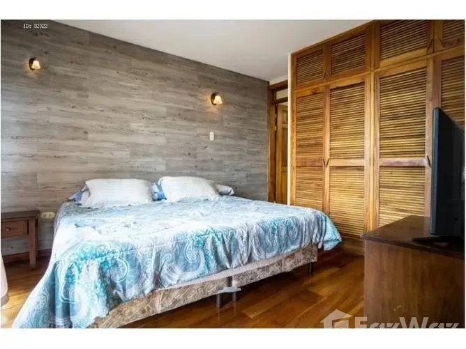 3 Bedroom House for Sale at Escazú for $198,000