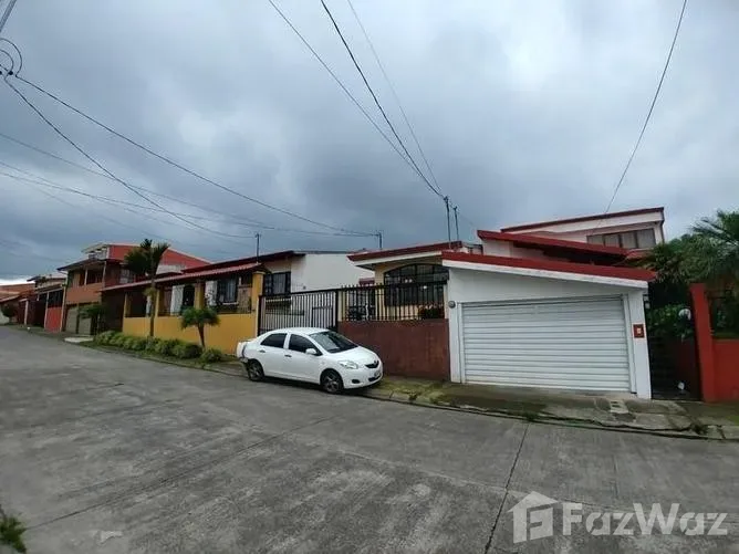 3 Bedroom House for Sale in Goicoechea, San Jose for $130,000 — photo 2