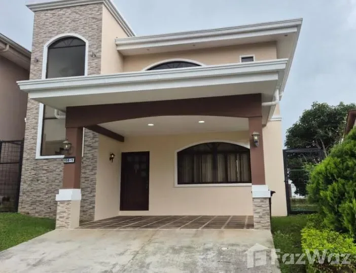 2 Bedroom House for Sale in Heredia, Heredia for $272,000