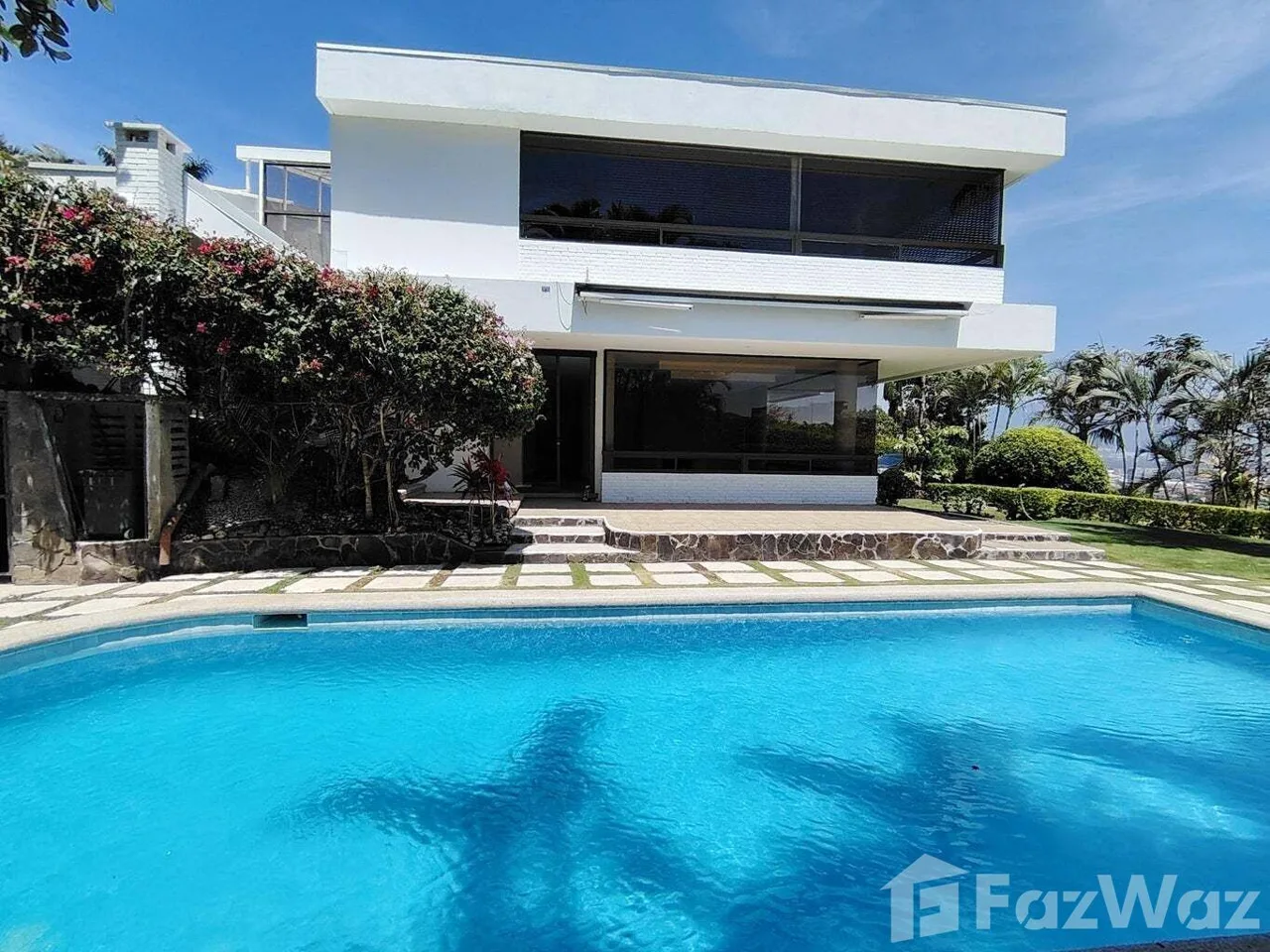 4 Bedroom House for Sale in Escazu, San Jose for $1,198,000