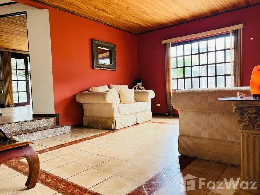 4 Bedroom House for Sale at Condominium For Sale in San José for $237,068 — photo 5