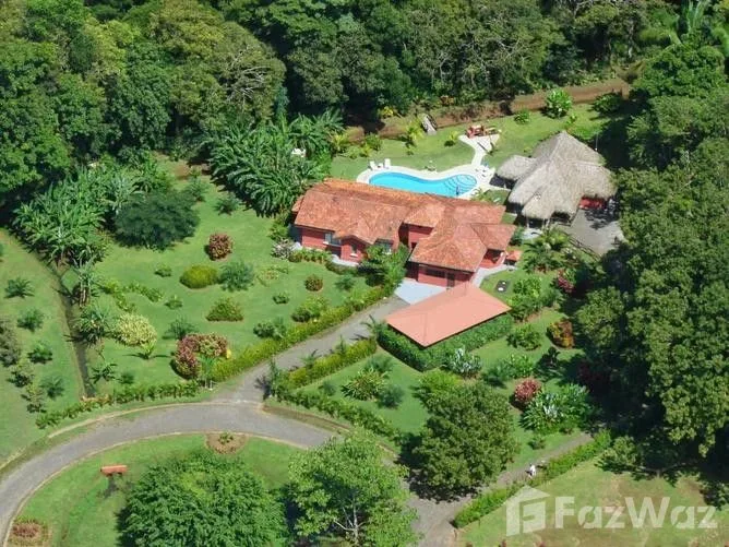 4 Bedroom House for Sale in Parrita, Puntarenas for $445,000