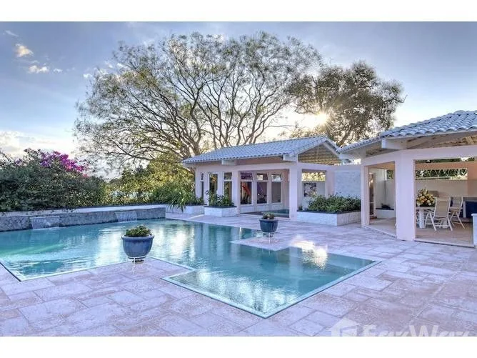 6 Bedroom House for Sale in Alajuela, Alajuela for $1,495,000