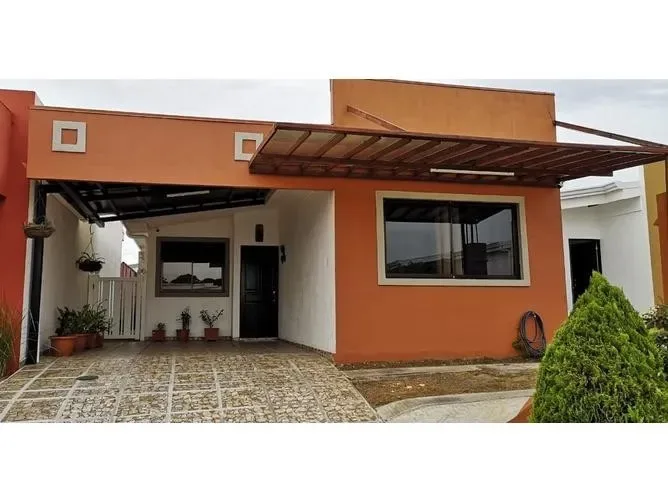 3 Bedroom House for Sale in Alajuela, Alajuela for $109,723