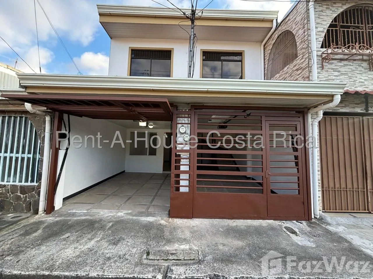 4 Bedroom House for Sale in Tibas, San Jose for $220,000