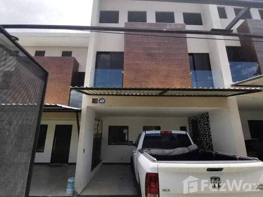 3 Bedroom House for Sale in Moravia, San Jose for $175,000