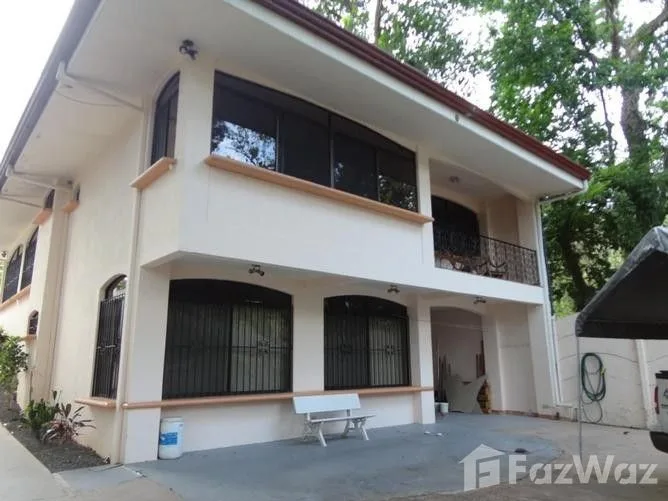 4 Bedroom House for Sale in Orotina, Alajuela for $345,000