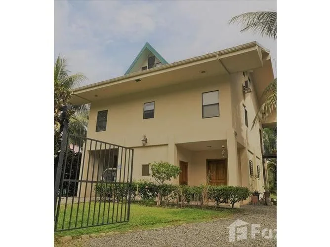2 Bedroom House for Sale in Osa, Puntarenas for $299,000