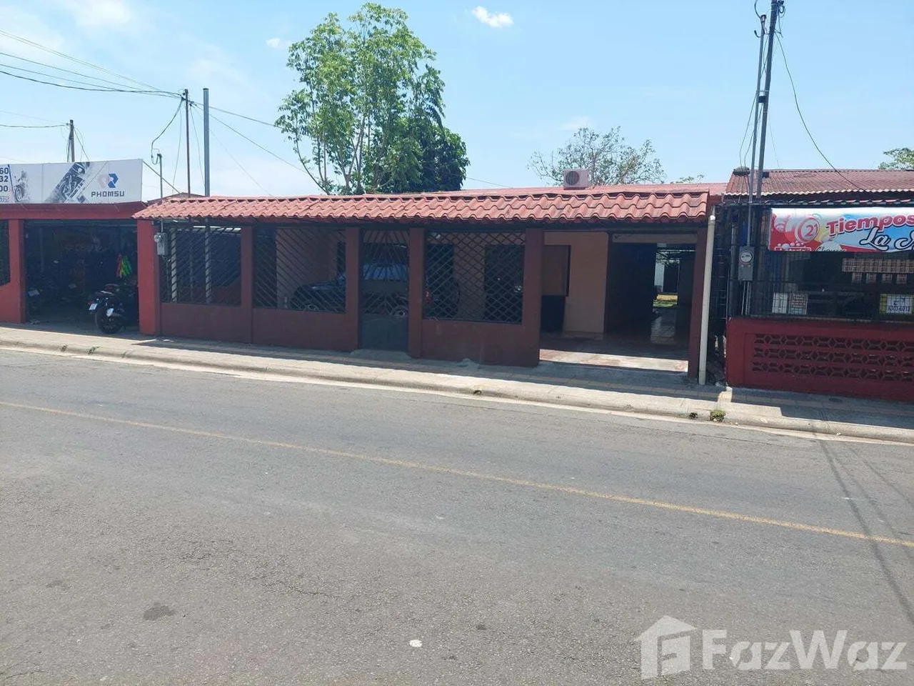 3 Bedroom House for Sale in Esparza, Puntarenas for $294,117
