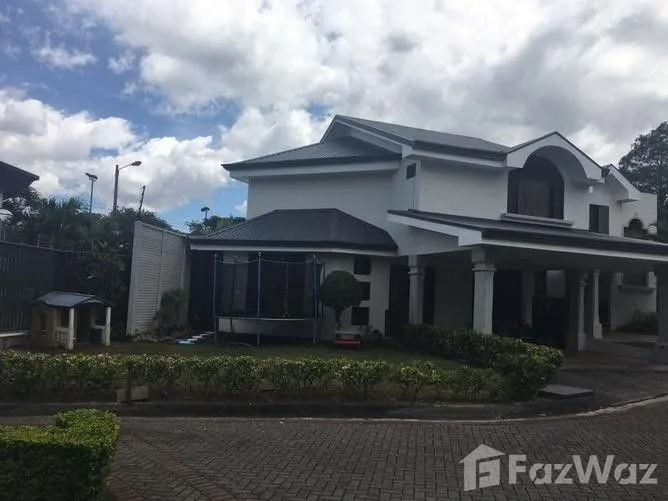 3 Bedroom House for Sale at Escazú for $240,000