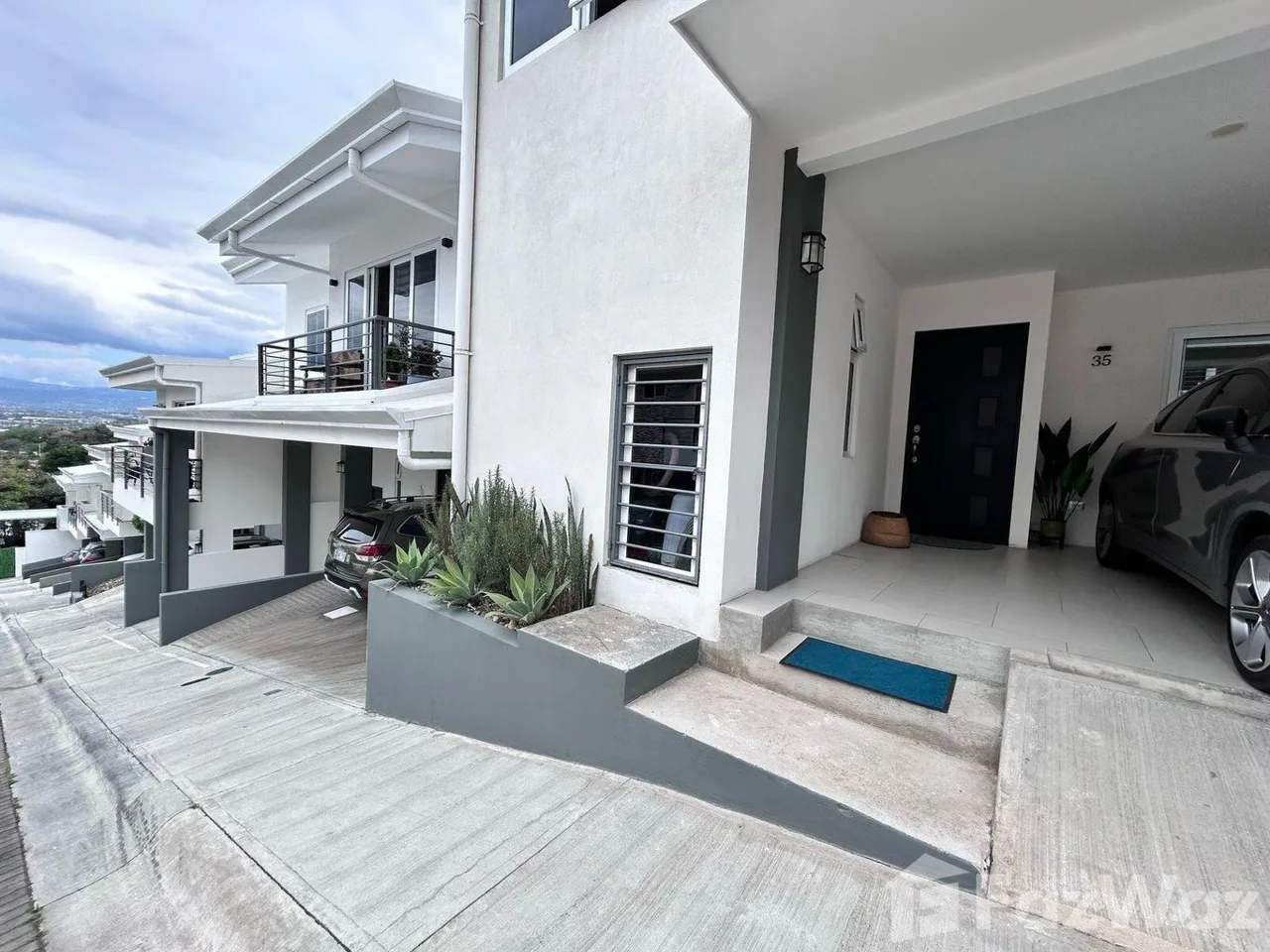 3 Bedroom House for Sale in Santa Ana, San Jose for $285,000