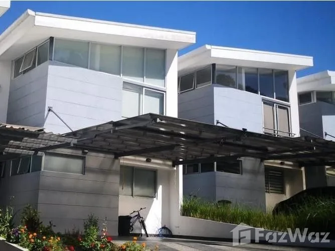 3 Bedroom House for Sale in Curridabat, San Jose for $189,000
