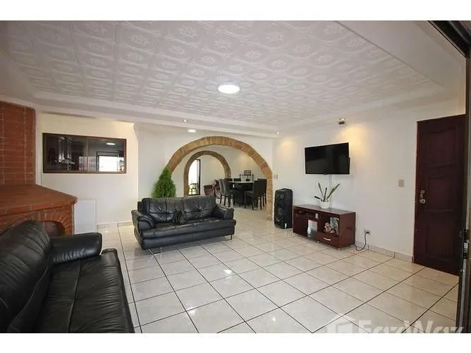 5 Bedroom House for Sale in San Pablo, Heredia for $265,000 — photo 3