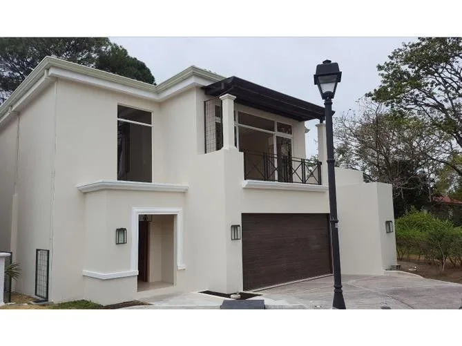 4 Bedroom House for Sale at Barreal for $420,000
