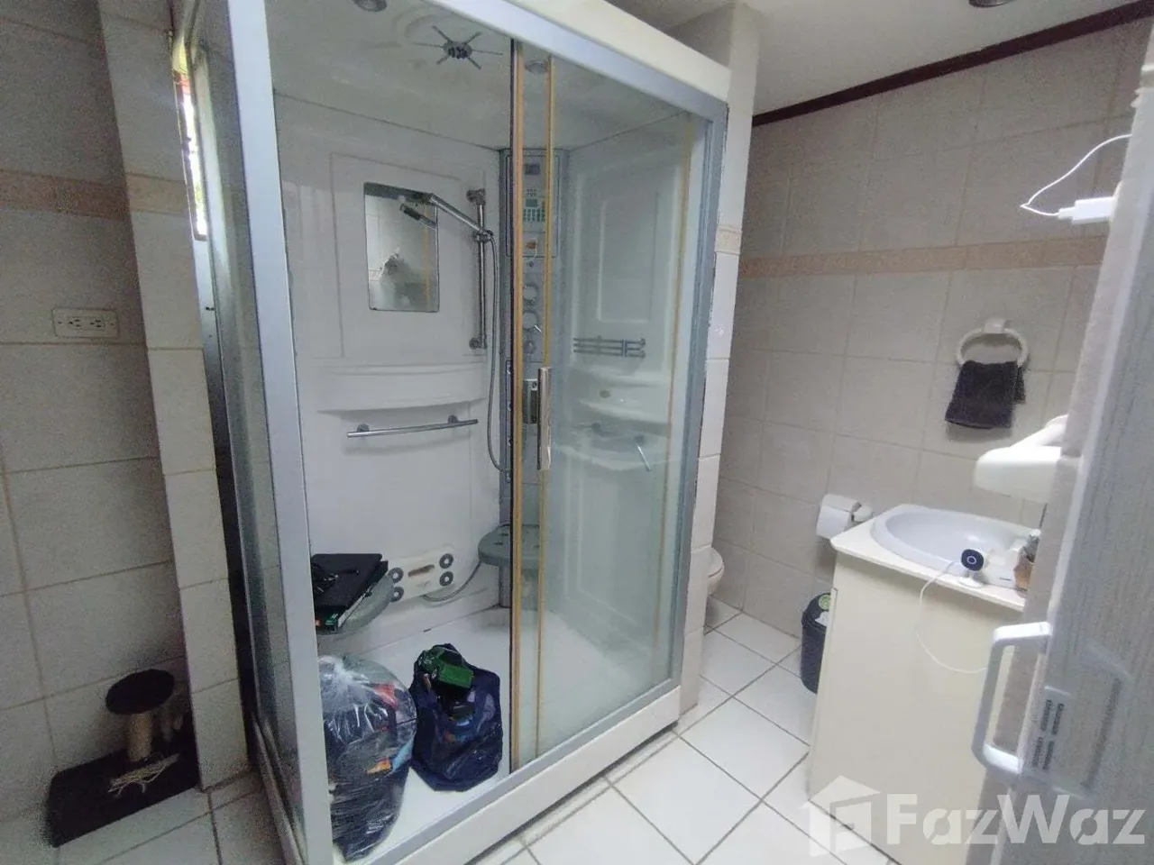 4 Bedroom House for Sale at San Pablo for $380,000 — photo 3
