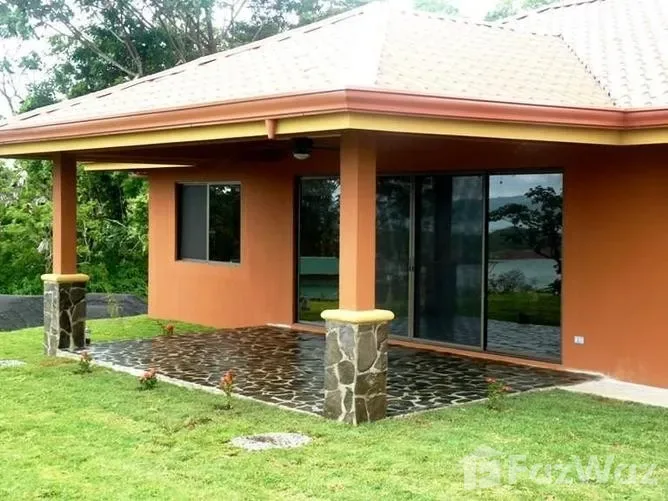 3 Bedroom House for Sale in Tilaran, Guanacaste for $225,000