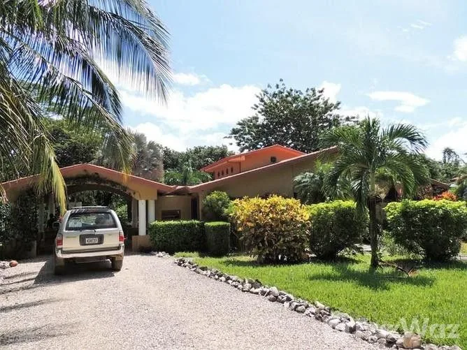 4 Bedroom House for Sale in Nicoya, Guanacaste for $469,000