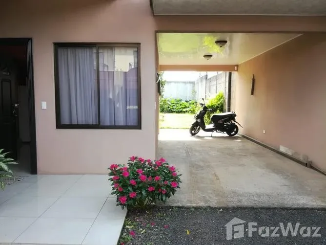 3 Bedroom House for Sale in Santa Barbara, Heredia for $200,000