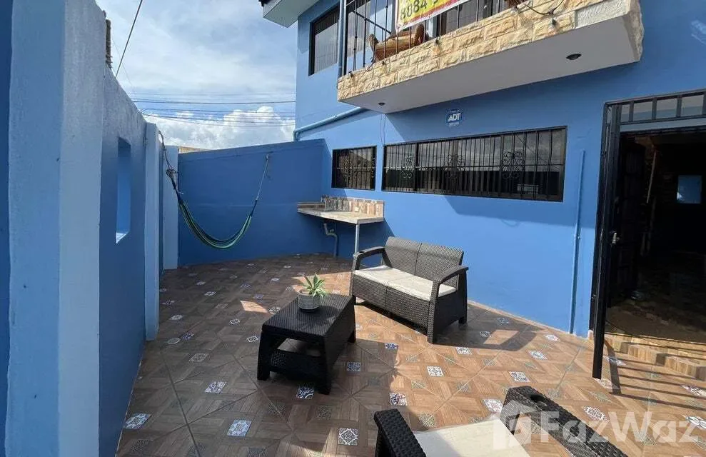 5 Bedroom House for Sale in Goicoechea, San Jose for $185,000