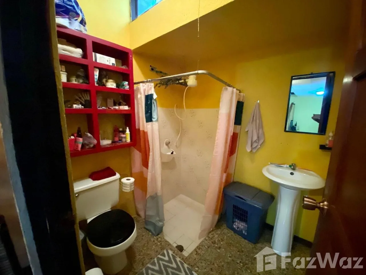 4 Bedroom House for Sale in Goicoechea, San Jose for $120,000 — photo 4