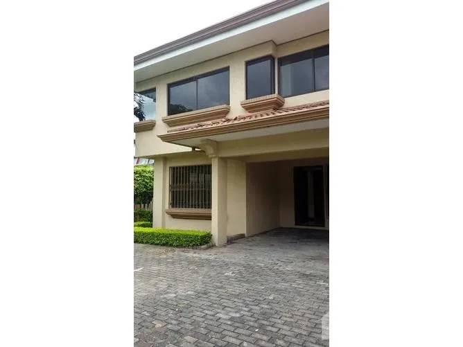 4 Bedroom House for Sale in Escazu, San Jose for $240,000