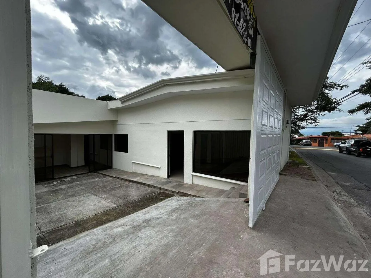 5 Bedroom House for Rent at Santa Ana for $2,500/mo