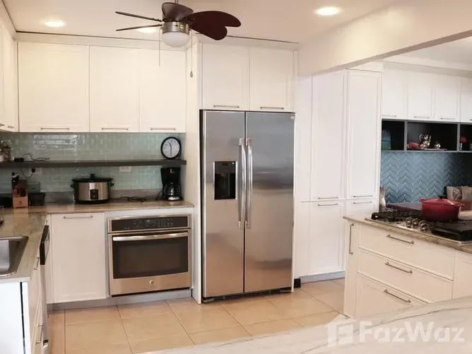 3 Bedroom Apartment for Sale at Santa Ana for $228,000