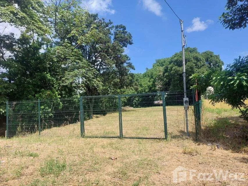 Land for Sale at Santa Ana for $150,000