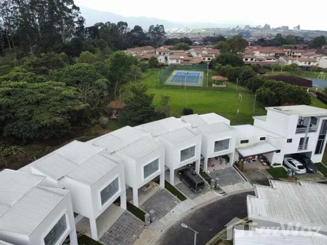 3 Bedroom House for Rent at Lomas de Ayarco for $3/mo
