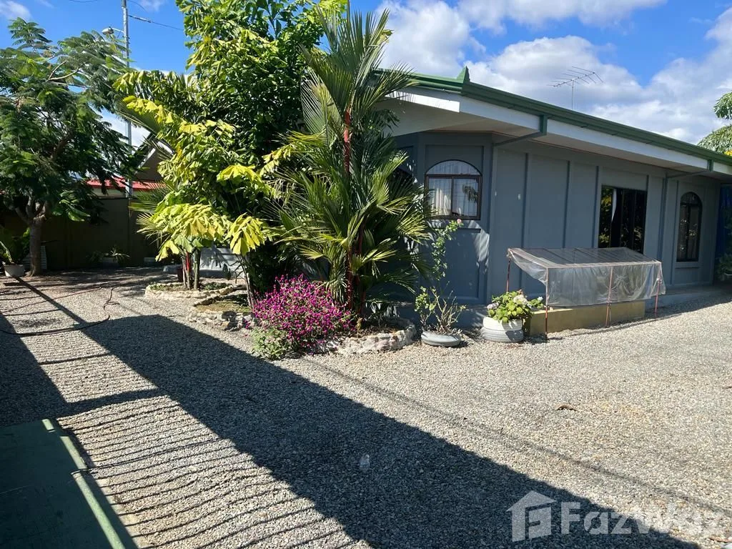 3 Bedroom House for Sale in Perez Zeledon, San Jose for $319 — photo 2