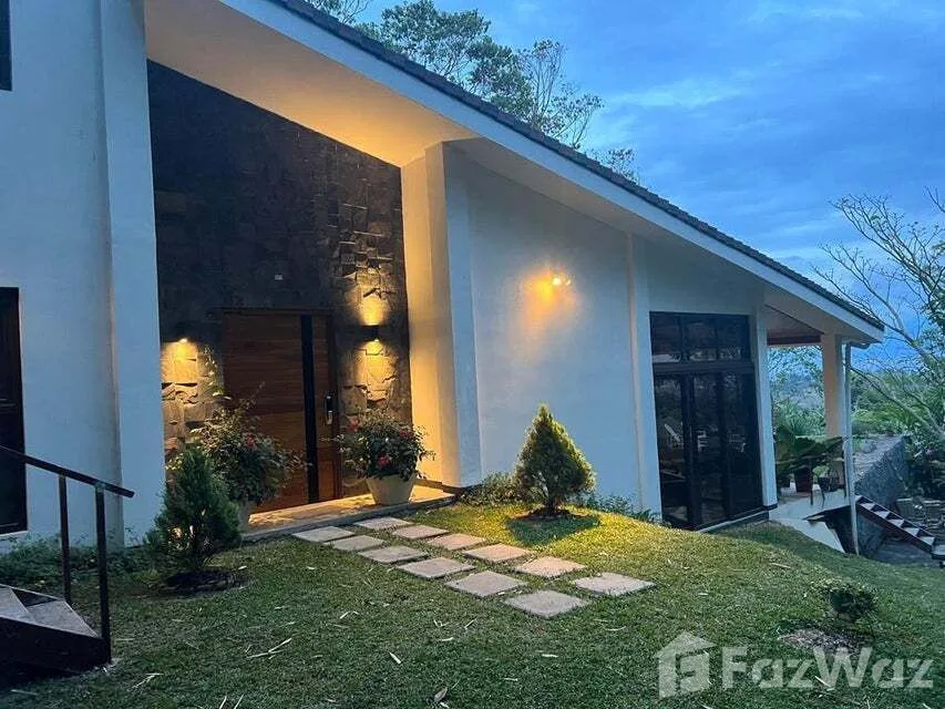 4 Bedroom House for Sale in Escazu, San Jose for $695,000