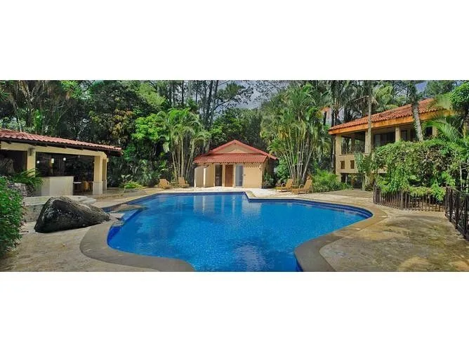 8 Bedroom Apartment for Sale at Salitral Santa Ana for $1,175,000