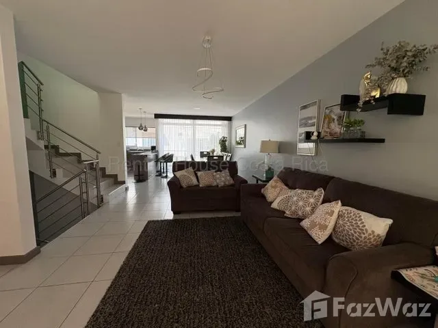 4 Bedroom House for Sale in Santo Domingo, Heredia for $265,000 — photo 3