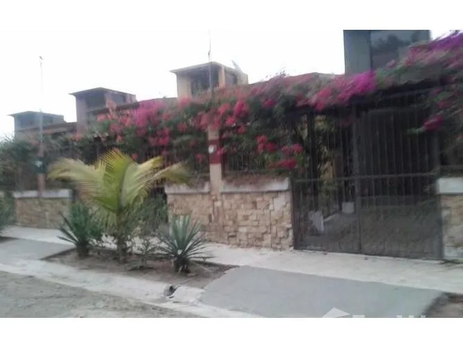 3 Bedroom Apartment for Sale at Barco Quebrado for $140,000