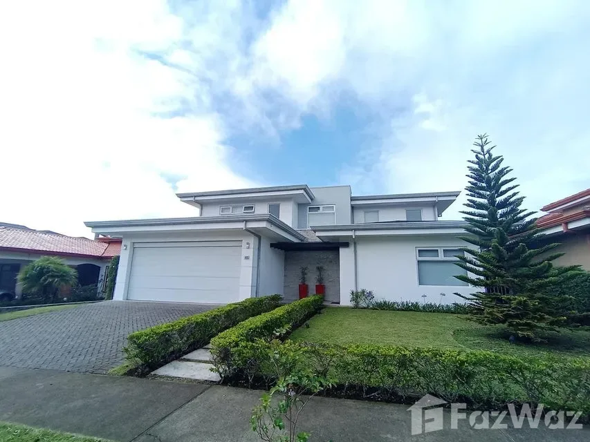 4 Bedroom House for Sale at HEREDIA for $1,570