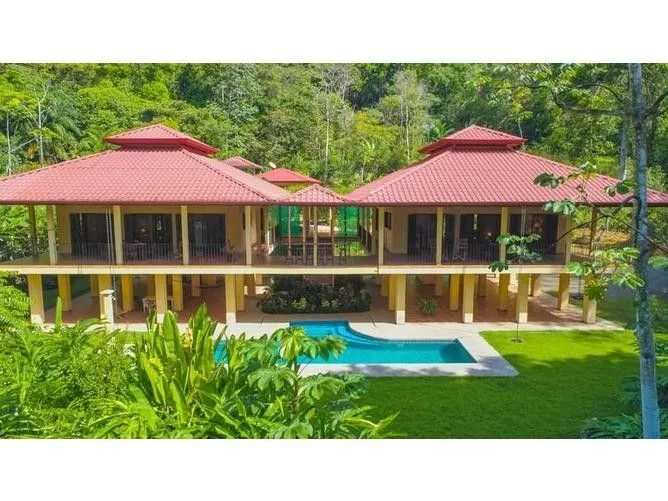 6 Bedroom House for Sale in Osa, Puntarenas for $715,000
