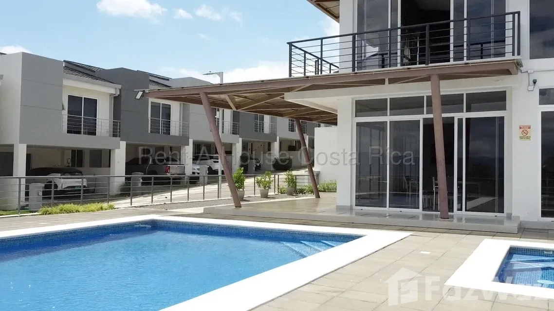 3 Bedroom House for Sale at Montes de Oca for $243,000