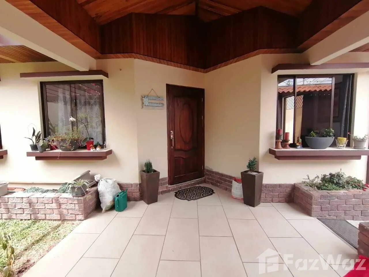 5 Bedroom House for Sale in Moravia, San Jose for $265,000