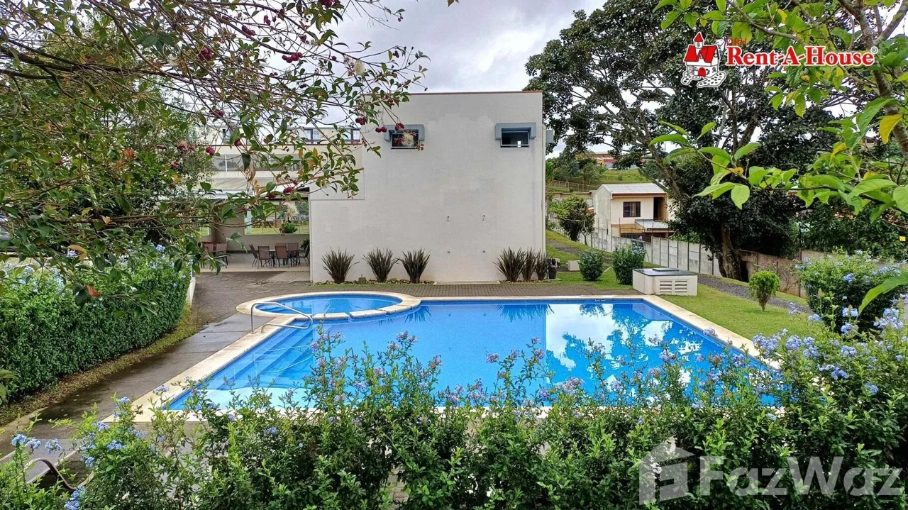 2 Bedroom Apartment for Rent at Granadilla de Curridabat for $1,100/mo