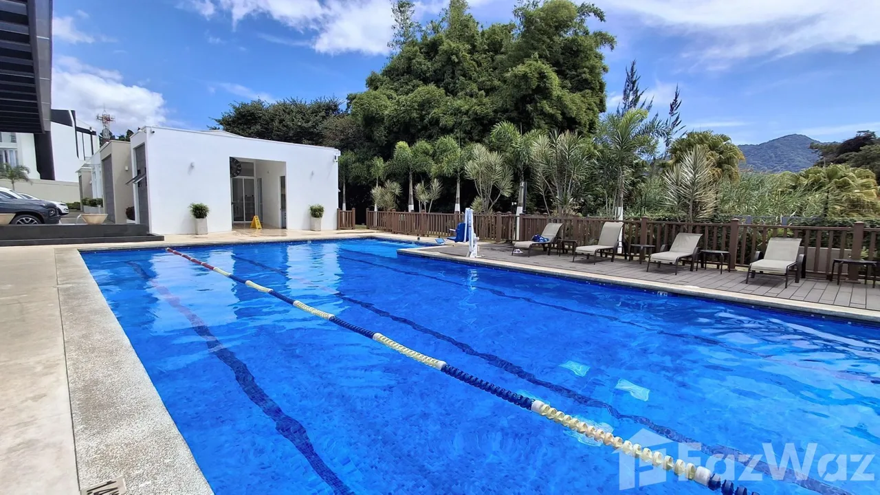 4 Bedroom House for Sale at Condominium For Sale in Cartago for $290,000