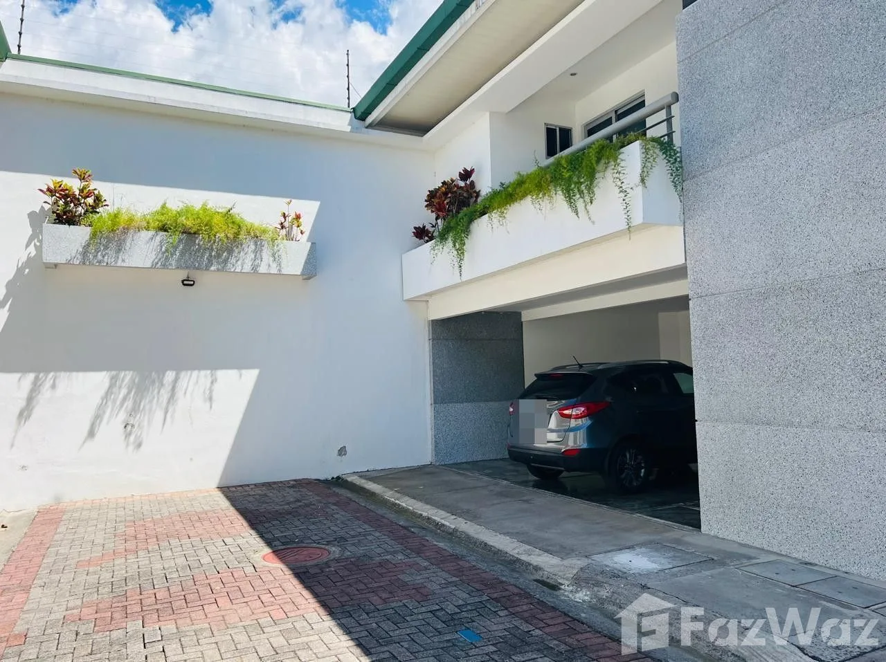 3 Bedroom House for Sale in Escazu, San Jose for $350,000
