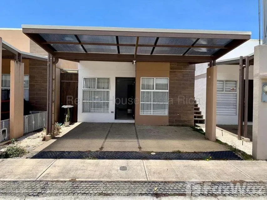 3 Bedroom House for Sale at Condominium For Sale in Cartago for $154,000