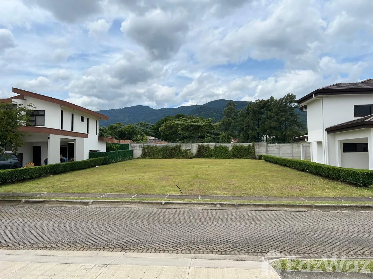 Land for Sale at Santa Ana for $245,000