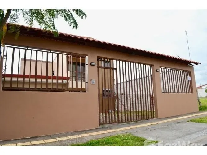 3 Bedroom House for Sale in San Isidro, Heredia for $185,000