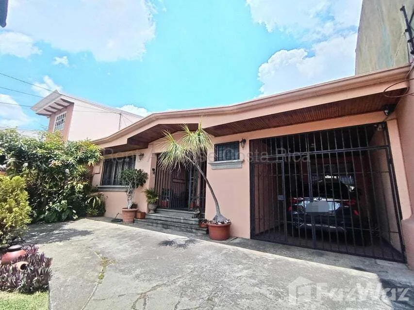 4 Bedroom House for Sale at Pavas for $270,000